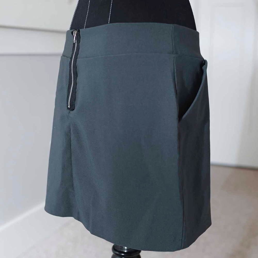 Urban Rose Dark Grey Mini Skirt + Pockets!